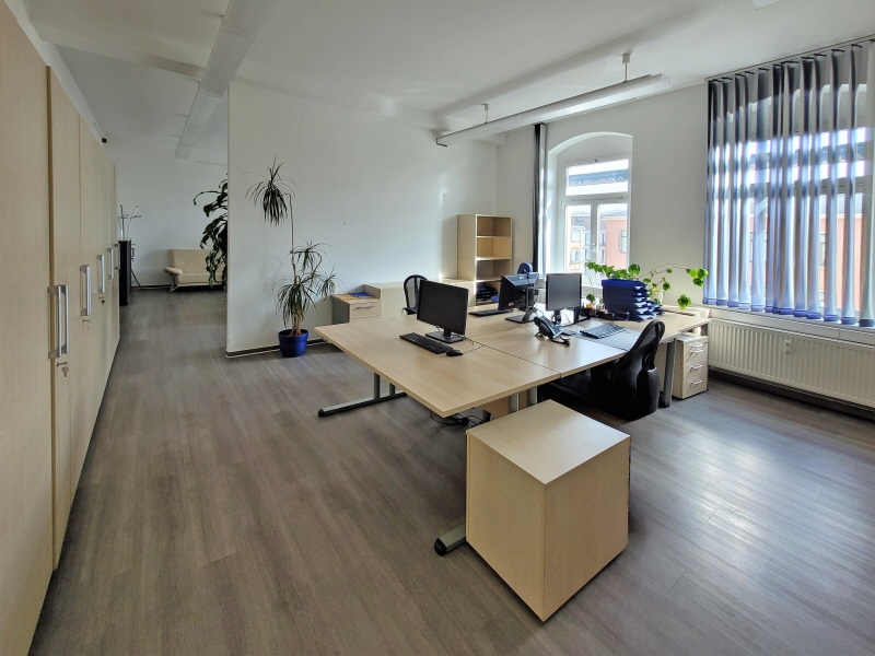 Büro (3)