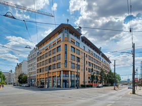 Großzügige und moderne Bürofläche in zentraler Lage