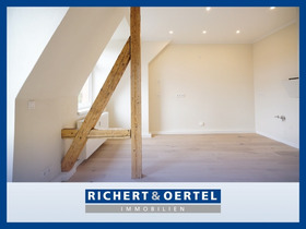 *Erstbezug in Striesen* Modernisierte 3-Zimmer mit Balkon und Gäste-WC / mietfrei