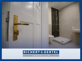 *Erstbezug in Striesen* Modernisierte 4-Zimmer mit Gäste-WC / mietfrei