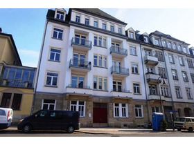 Familien aufgepasst! Sanierte 4-Raumwohnung unweit der St-Pauli-Kirche