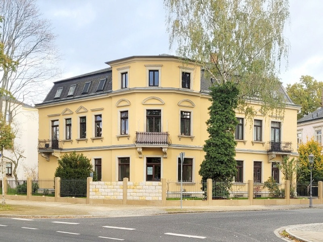 Helle 2-Raumwohnung mit Terrasse in ruhiger Lage