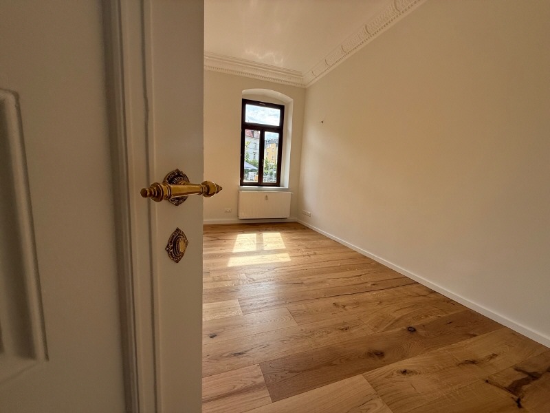 Familien aufgepasst - 4-Raumwohnung mit eigenem Gartenanteil - Foto 4